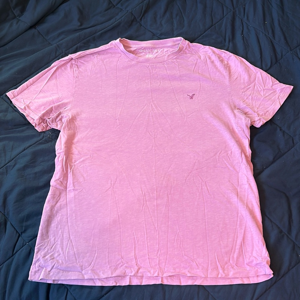 American Eagle t shirt